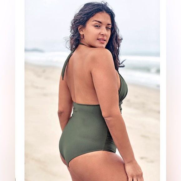 NWT Olive 0X Cupshe Halter Swimsuit with Lace-Up Shirring Design - Picture 3 of 5